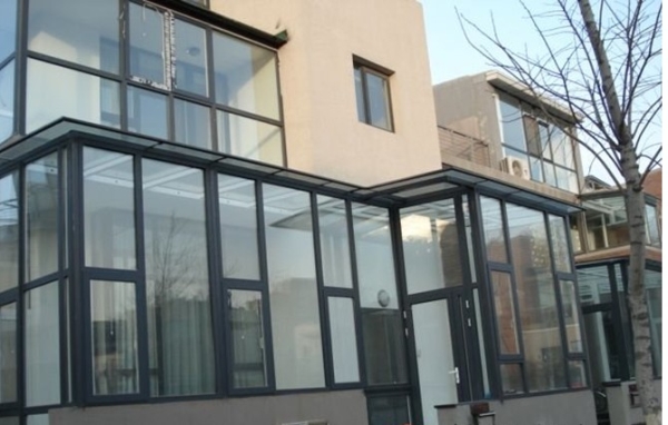 斷橋鋁合金門窗