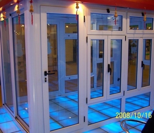 隔熱斷橋鋁合金門窗